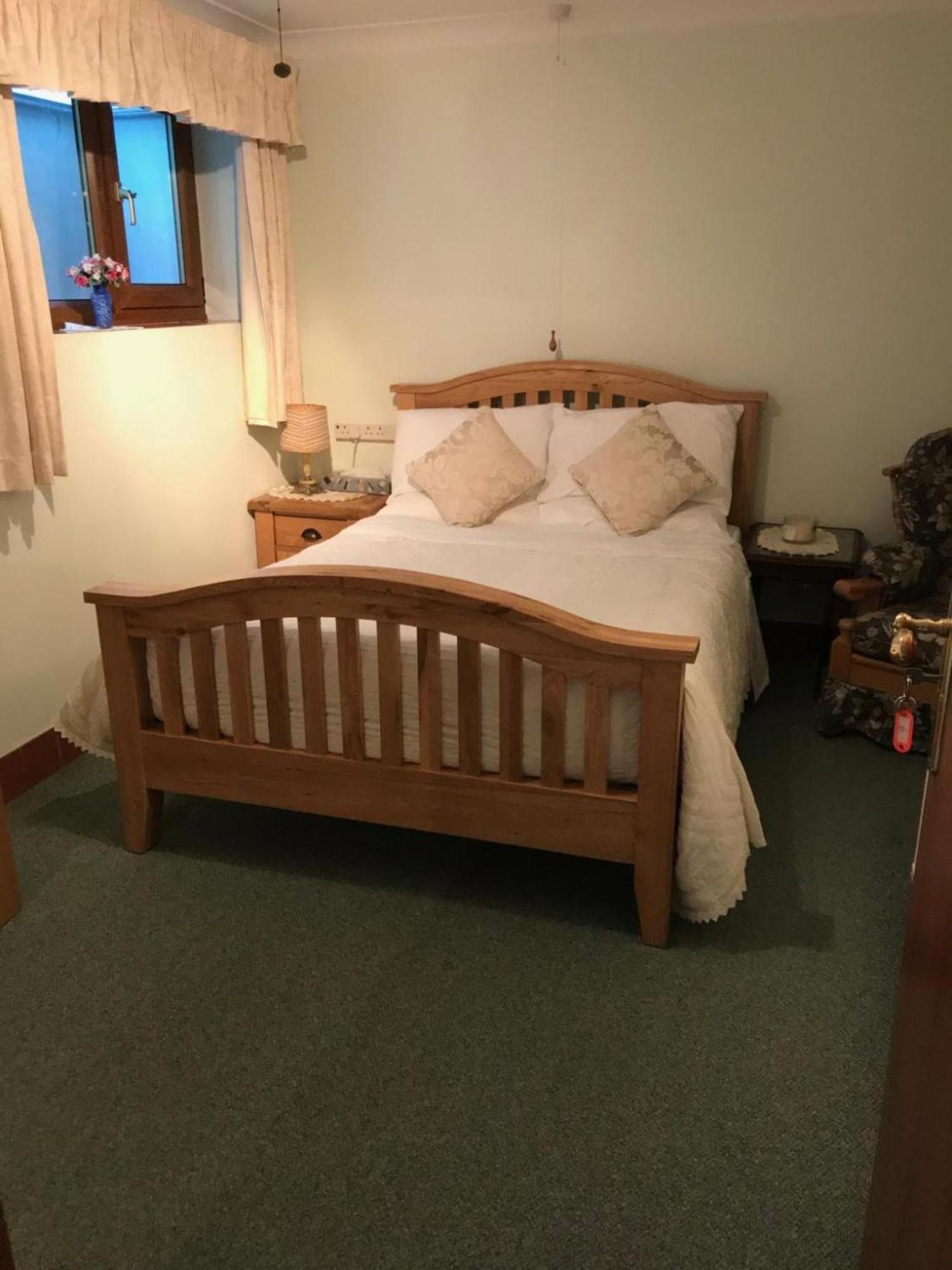 Room In Guest Room - Orchard Manor, Fore Street, Probus, Cornwall Truro Exterior photo